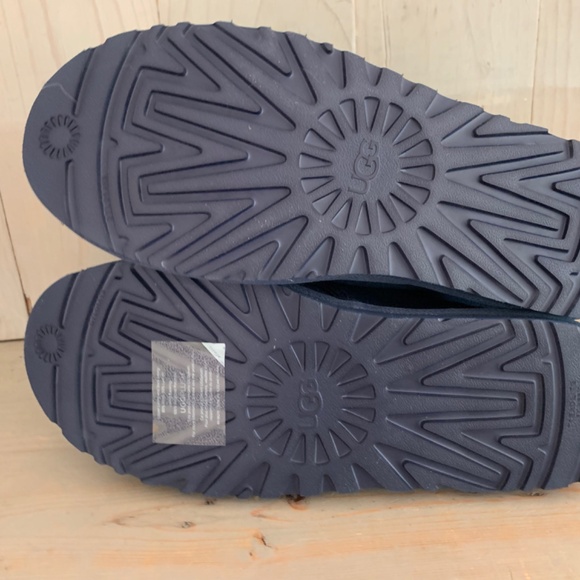 ugg neumel new navy chukka boots new - Picture 7 of 7